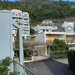 Pretty Apartment Near The Sea!
